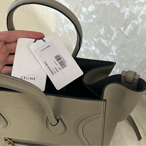 Celine Phantom Médium Quartz Calfskin Handbag with Suede inner lining - Picture 9 of 9